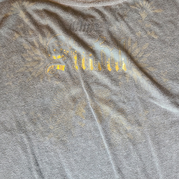Sinful by Affliction Women’s Graphic Tee Gray Gold Foil Buckle Shirt Medium - Picture 5 of 8
